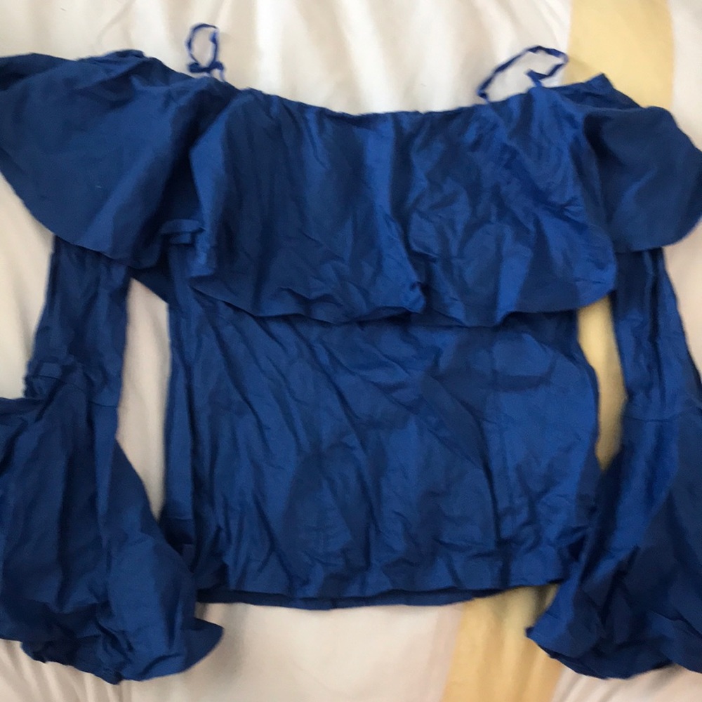 NYTT Size Small Blue Top.